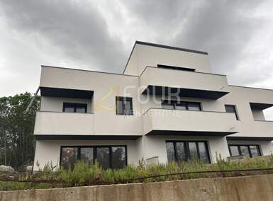 Cetvorosoban stan, Kastav, prodaja, 373500 €, 120 m2