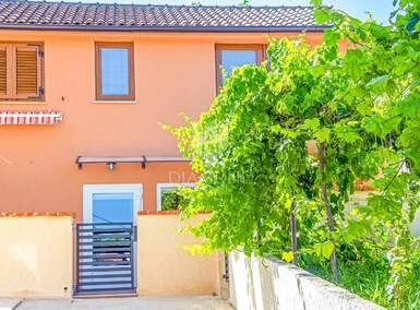 Kuca, Medulin, Vinkuran, prodaja, 860000 €, 203 m2