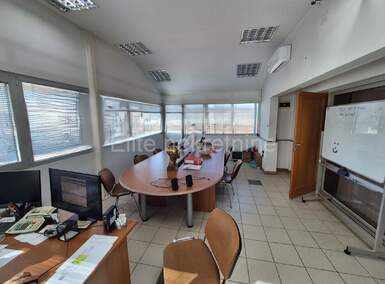 Poslovni prostor, Viškovo, prodaja, 800000 €, 450 m2