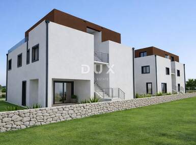 Trosoban stan, Šibenik, Brodarica, prodaja, 280000 €, 82 m2