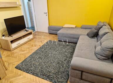 Dvosoban stan, Rijeka, Bulevard, najam, 650 €, 47 m2