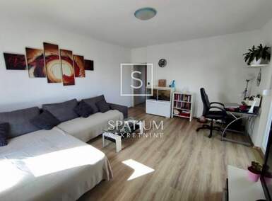 Dvosoban stan, Pula, Centar, prodaja, 208000 €, 59 m2