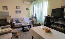 Trosoban stan, Pula, Stoja, prodaja, 218000 €, 61 m2