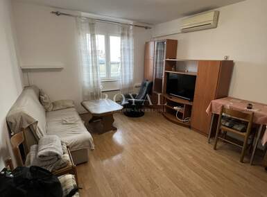Dvosoban stan, Rijeka, Turnić, najam, 500 €, 40 m2