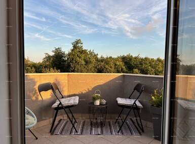 Dvosoban stan, Ližnjan, prodaja, 280000 €, 87 m2