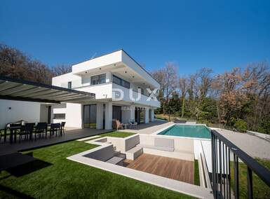 Kuca, Lovran, prodaja, 1299000 €, 250 m2