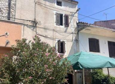 Kuca, Buje, prodaja, 150000 €, 120 m2