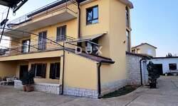 Kuca, Poreč, prodaja, 780000 €, 420 m2