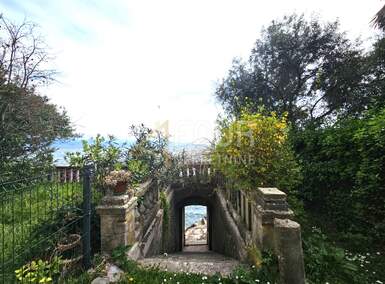 Trosoban stan, Lovran, prodaja, 950000 €, 120 m2