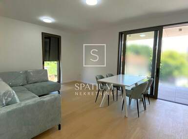 Trosoban stan, Rijeka, Zamet, najam, 1400 €, 72 m2