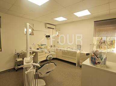 Poslovni prostor, Viškovo, najam, 2200 €, 200 m2