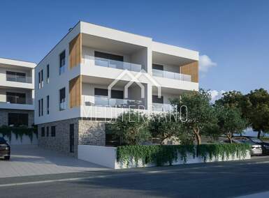 Trosoban stan, Šibenik, Brodarica, prodaja, 470000 €, 72 m2