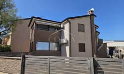 Trosoban stan, Pula, Štinjan, prodaja, 248000 €, 63 m2