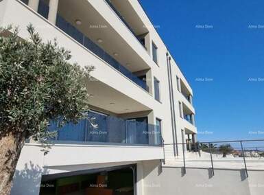 Trosoban stan, Medulin, prodaja, 700000 €, 118 m2