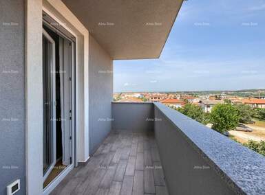 Trosoban stan, Pula, prodaja, 395000 €, 106 m2