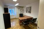 Poslovni prostor, Rijeka, Centar, najam, 550 €, 32 m2