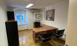 Poslovni prostor, Rijeka, Centar, najam, 550 €, 32 m2