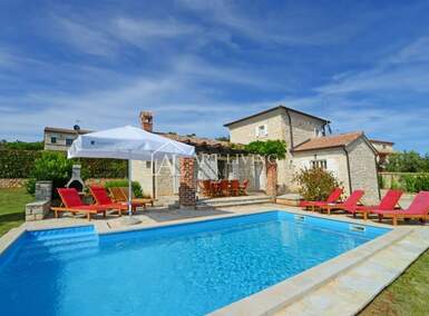 Kuca, Poreč, prodaja, 710000 €, 210 m2