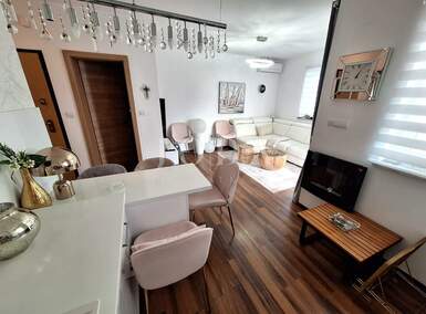 Dvosoban stan, Dobrinj, Šilo, prodaja, 210000 €, 44 m2