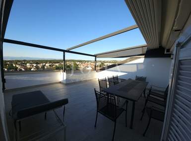 Stan, Malinska-Dubašnica, Malinska, prodaja, 426000 €, 110 m2