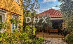 Kuca, Mali Lošinj, prodaja, 820000 €, 220 m2