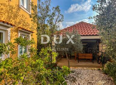 Kuca, Mali Lošinj, prodaja, 820000 €, 220 m2