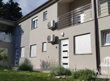 Kuca, Premantura, prodaja, 950000 €, 288 m2