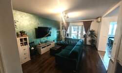 Trosoban stan, Pula, Centar, prodaja, 290000 €, 83 m2