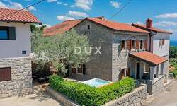 Kuca, Opatija, Ičići, najam, 2200 €, 225 m2