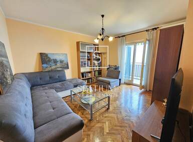 Trosoban stan, Opatija, Zora, prodaja, 240000 €, 65 m2