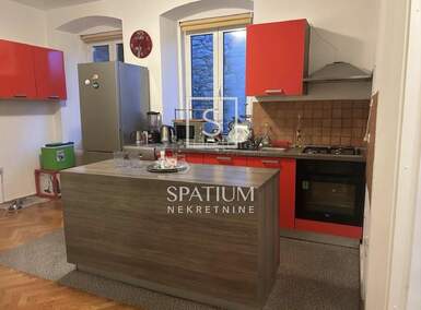 Dvosoban stan, Rijeka, Centar, prodaja, 207000 €, 53 m2