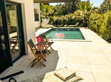 Trosoban stan, Pula, Valdebek, prodaja, 330000 €, 102 m2