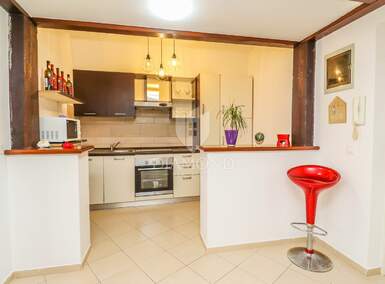 Jednosoban stan, Pula, prodaja, 197000 €, 59 m2