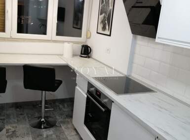 Trosoban stan, Rijeka, Krimeja, najam, 850 €, 72 m2