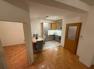 Cetvorosoban stan, Crikvenica, prodaja, 260000 €, 77 m2