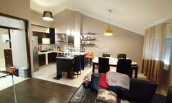 Trosoban stan, Rijeka, Srdoči, prodaja, 280000 €, 81 m2