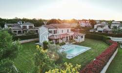 Kuca, Poreč, prodaja, 750000 €, 199 m2