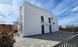 Kuca, Poreč, prodaja, 570000 €, 180 m2