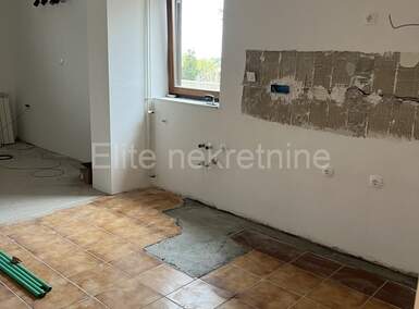 Dvosoban stan, Opatija, Oprić, prodaja, 145000 €, 50 m2