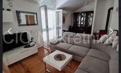 Trosoban stan, Split, najam, 1800 €, 115 m2