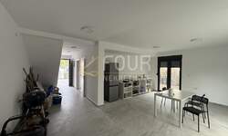 Stan, Poreč, prodaja, 490000 €, 168 m2