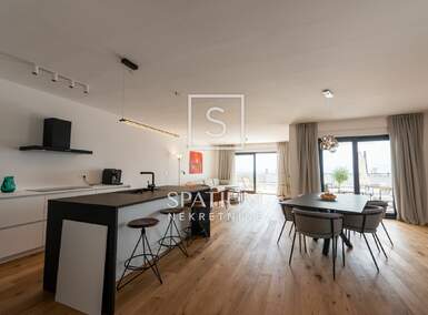 Kuca, Kostrena, Kostrena Sveta Lucija, prodaja, 750000 €, 208 m2