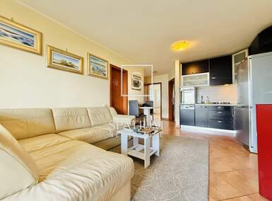 Trosoban stan, Crikvenica, Dramalj, prodaja, 240000 €, 60 m2