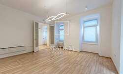 Poslovni prostor, Rijeka, Centar, najam, 1800 €, 87 m2