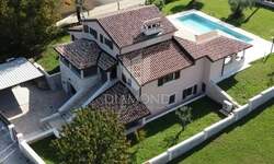 Kuca, Vrsar, prodaja, 1250000 €, 460 m2