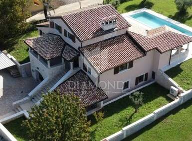 Kuca, Vrsar, prodaja, 1250000 €, 460 m2