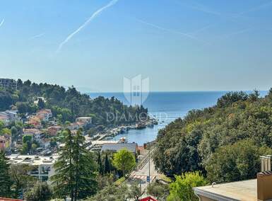 Trosoban stan, Labin, Rabac, prodaja, 259000 €, 70 m2