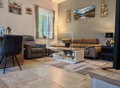 Cetvorosoban stan, Pula, Stoja, prodaja, 360000 €, 80 m2