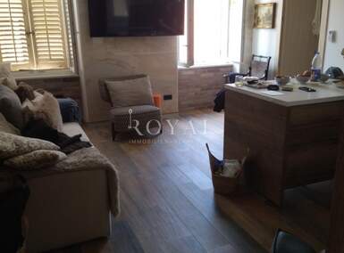 Dvosoban stan, Rijeka, Centar, prodaja, 206000 €, 40 m2