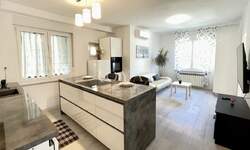 Trosoban stan, Rijeka, Bulevard, najam, 800 €, 50 m2